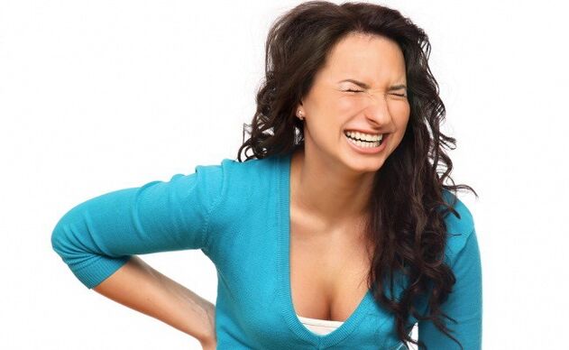 przeniesiony ból pleców z osteochondrozą klatki piersiowej